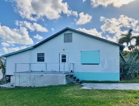 Man O War Cay Abaco BS