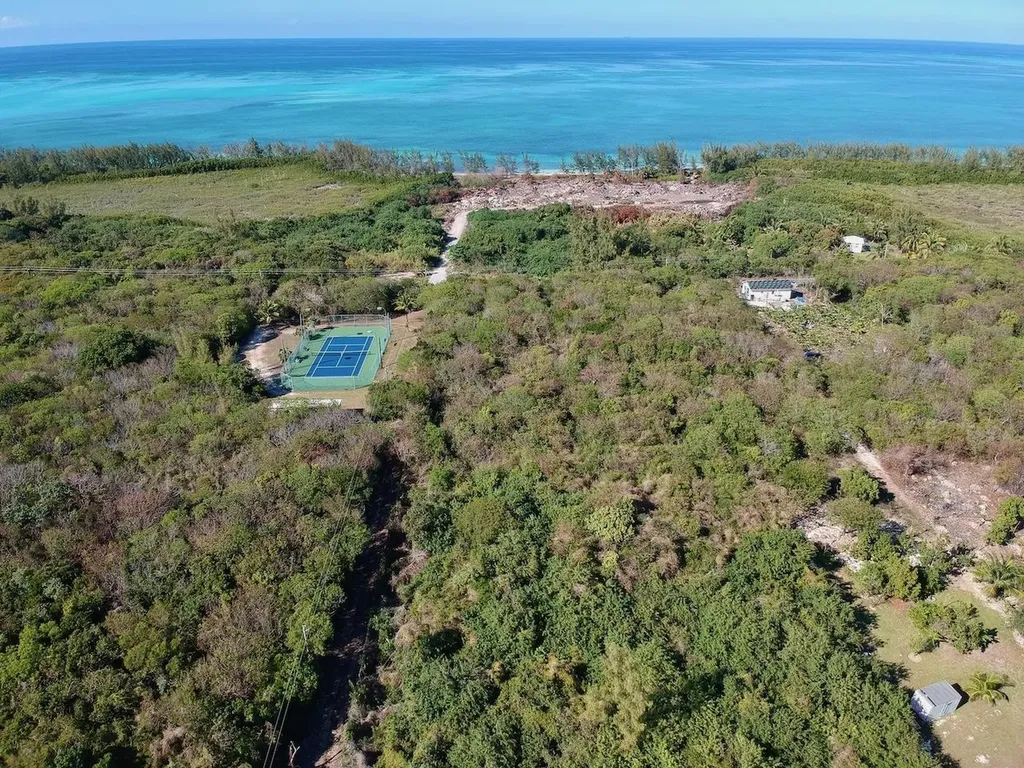 Off Vivian Pinder Road Eleuthera BS