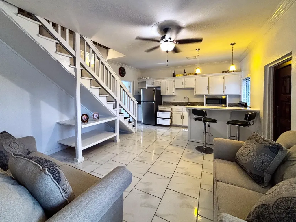 496 Central Pines Abaco BS