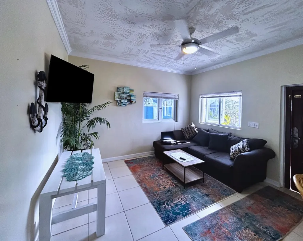 496 Central Pines Abaco BS