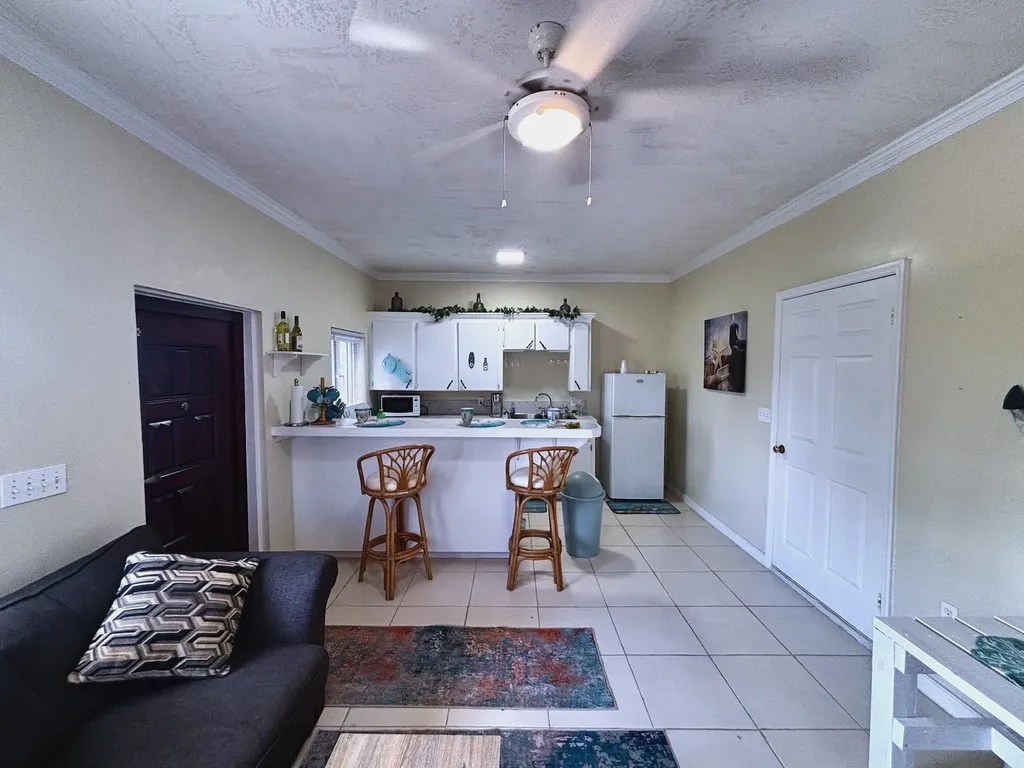 496 Central Pines Abaco BS