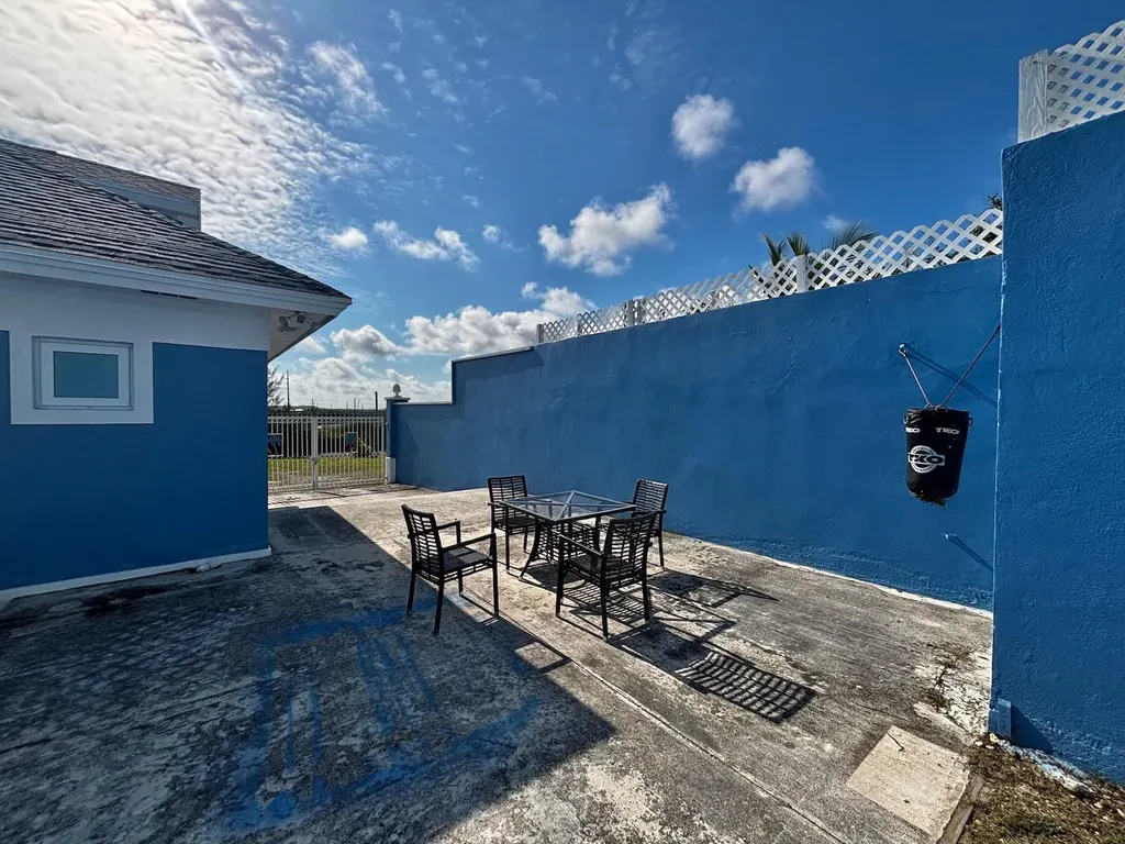 496 Central Pines Abaco BS