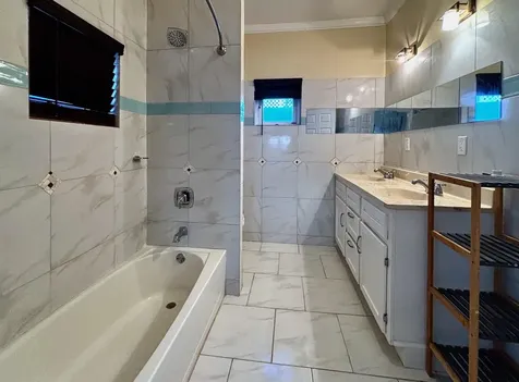 496 Central Pines Abaco BS