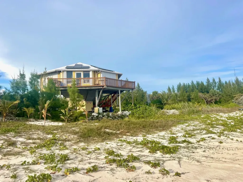 Golden Grove Grand Bahama Freeport BS