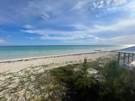 Golden Grove Grand Bahama Freeport BS