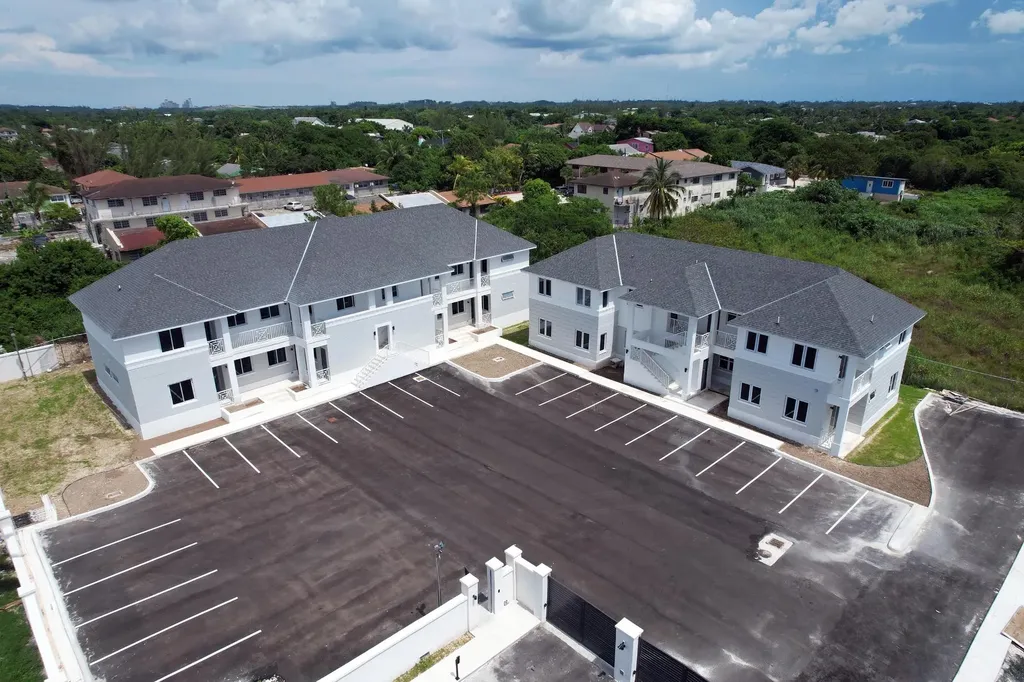 Buttonwood Place New Providence Paradise Island BS