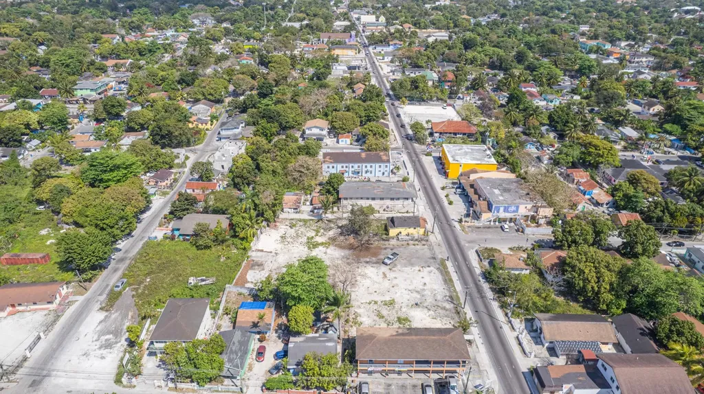 Baillou Hill Road Commerc New Providence Paradise Island BS