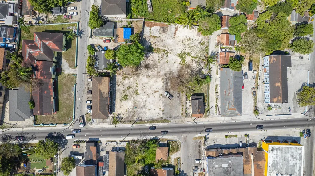 Baillou Hill Road Commerc New Providence Paradise Island BS