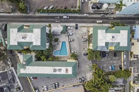 Town Court Condo 5 New Providence Paradise Island BS