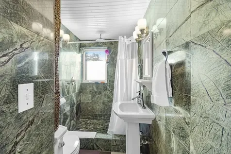 Town Court Condo 5 New Providence Paradise Island BS