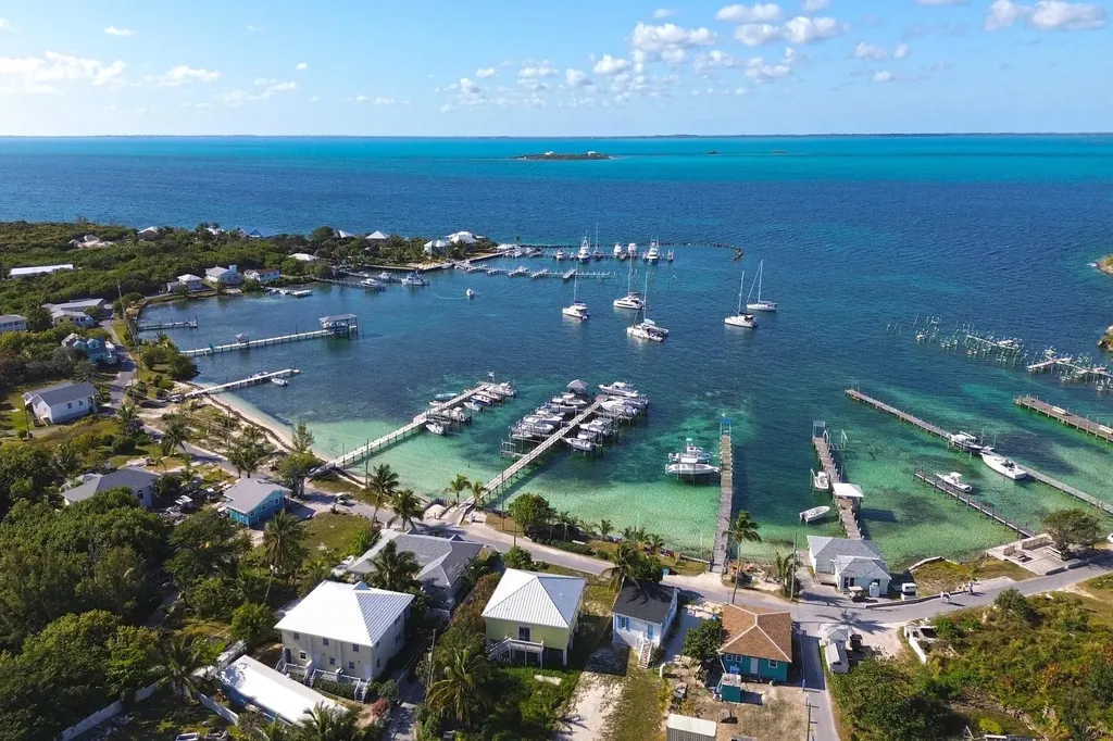 Settlement Beachfront Abaco BS