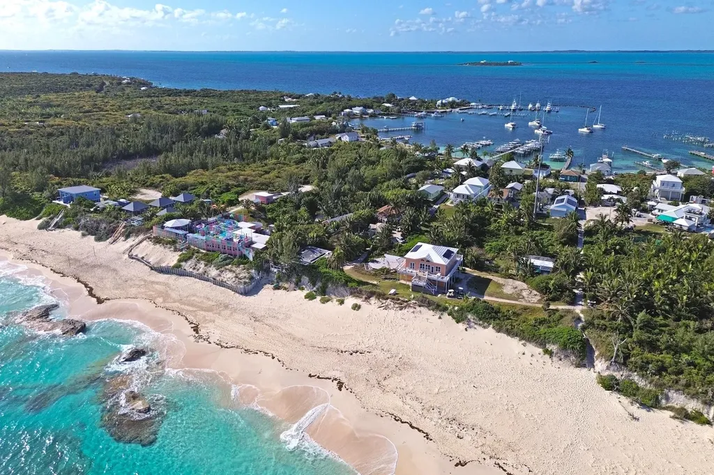 Settlement Beachfront Abaco BS
