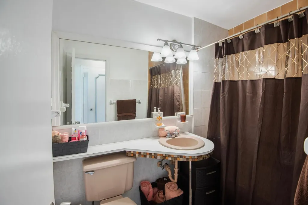 Rawson Court New Providence Paradise Island BS