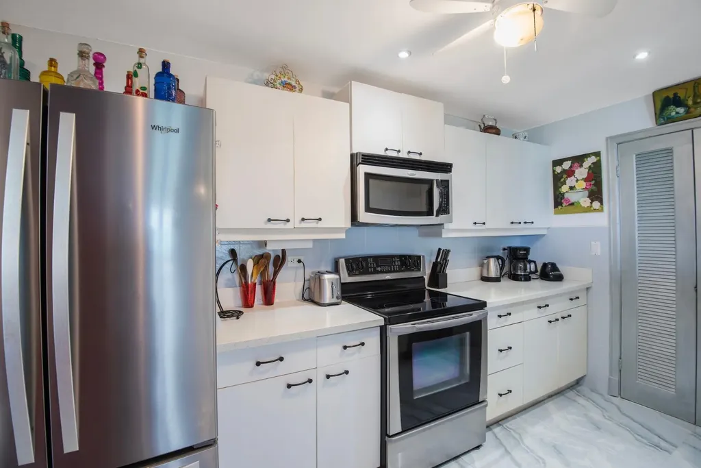 Rawson Court New Providence Paradise Island BS