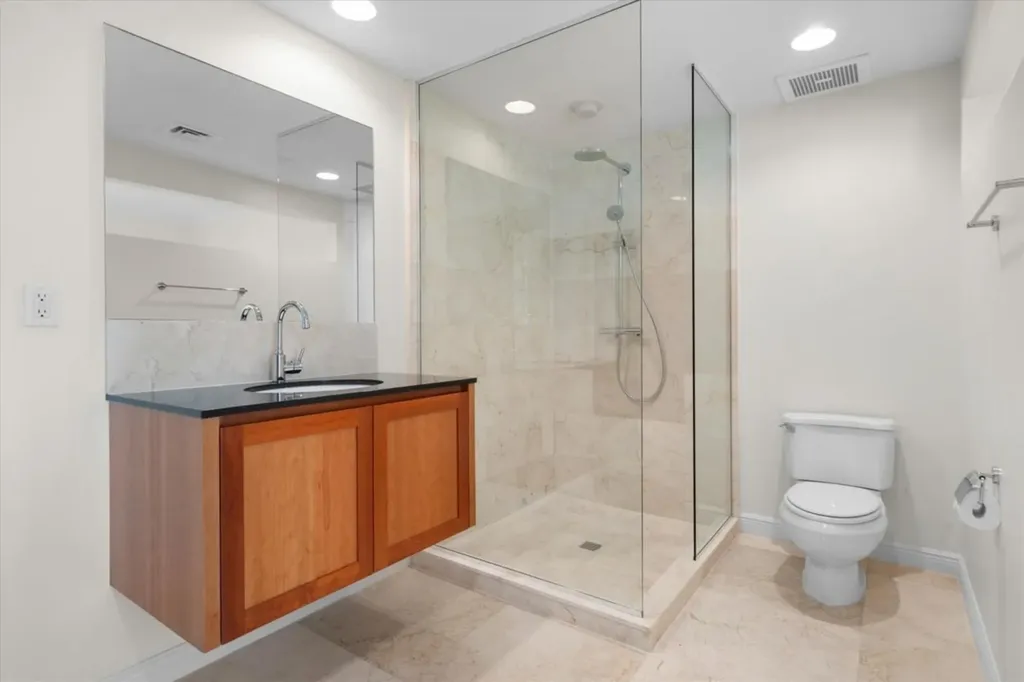 14 Harbour Breeze New Providence Paradise Island BS