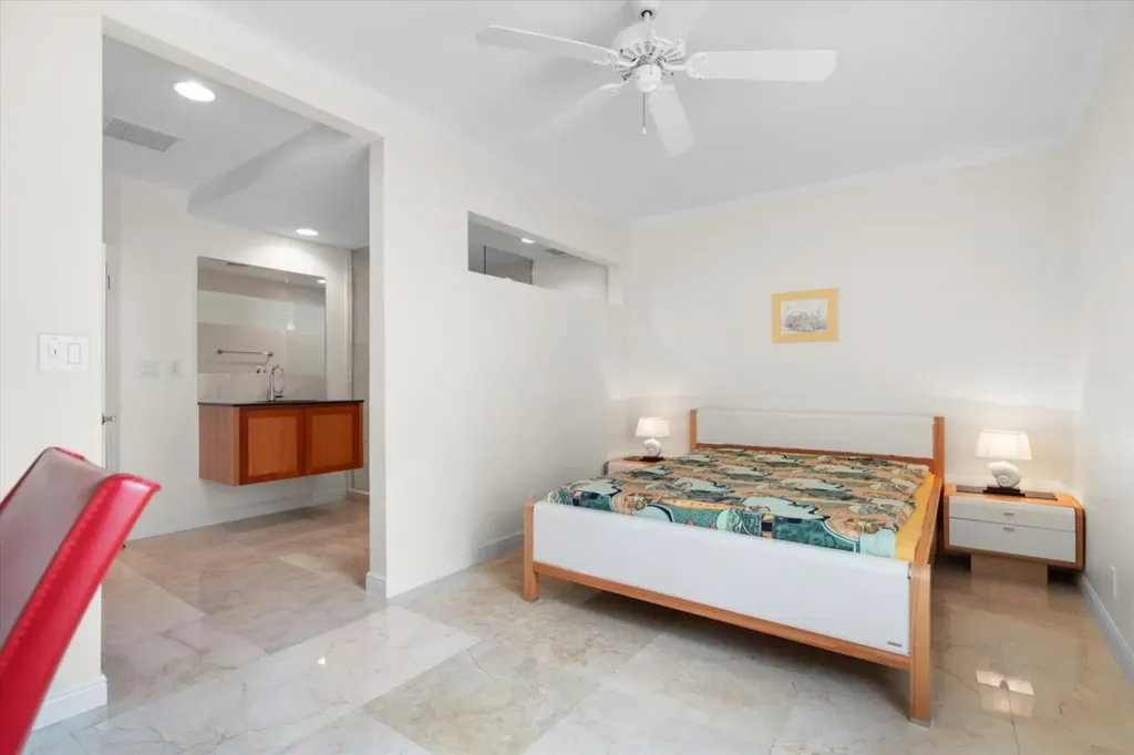 14 Harbour Breeze New Providence Paradise Island BS