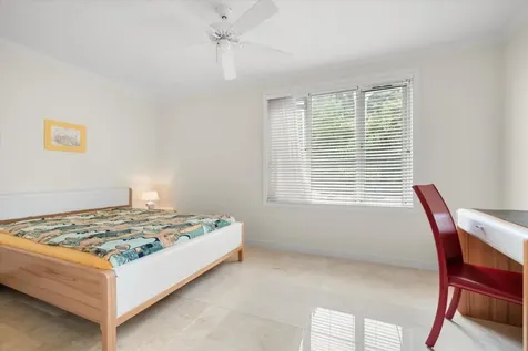 14 Harbour Breeze New Providence Paradise Island BS