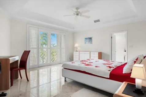 14 Harbour Breeze New Providence Paradise Island BS