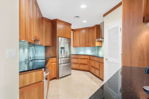 14 Harbour Breeze New Providence Paradise Island BS