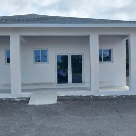 Byron's Commercial Court New Providence Paradise Island BS