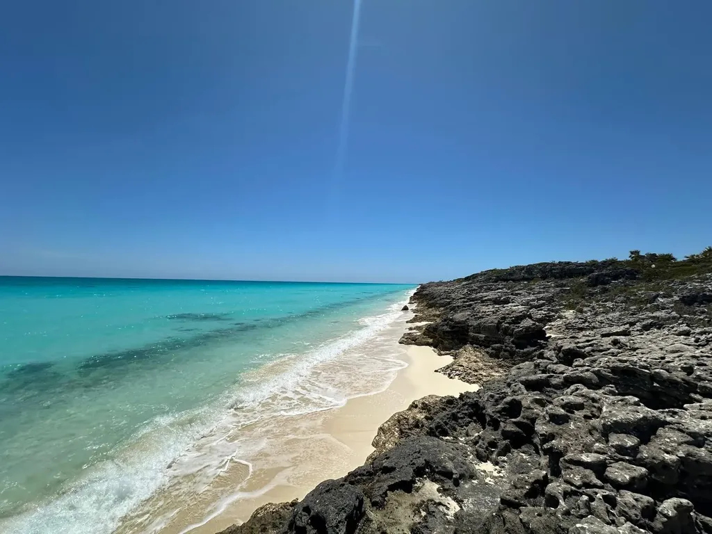 100 Acres Pigeon Cay Cat Island BS