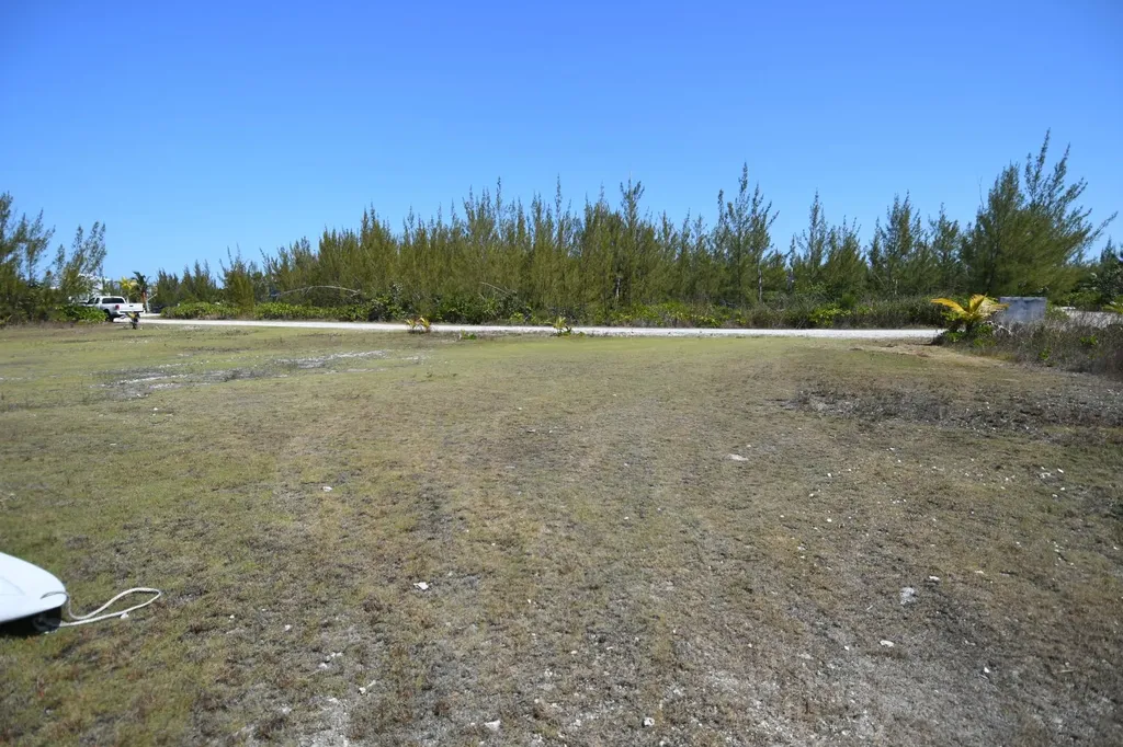 Canal Lot 160 Abaco BS