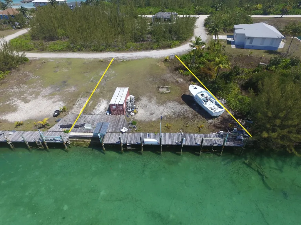 Canal Lot 160 Abaco BS