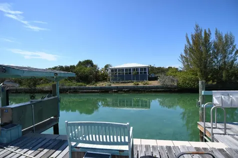Canal Lot 160 Abaco BS