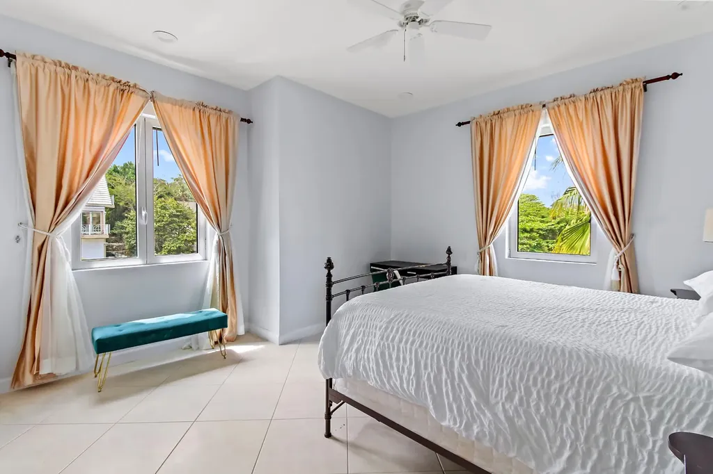 Love Beach Walk New Providence Paradise Island BS