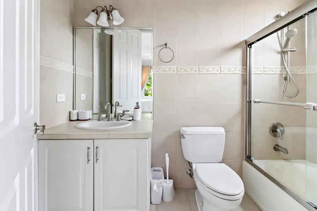 Love Beach Walk New Providence Paradise Island BS