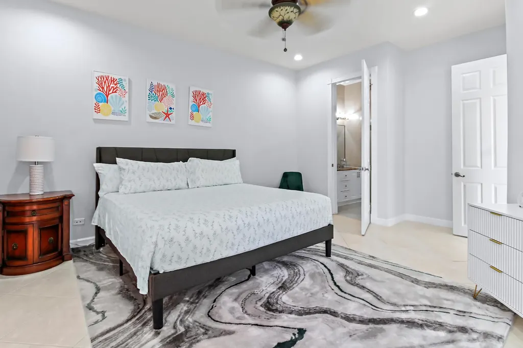 Love Beach Walk New Providence Paradise Island BS