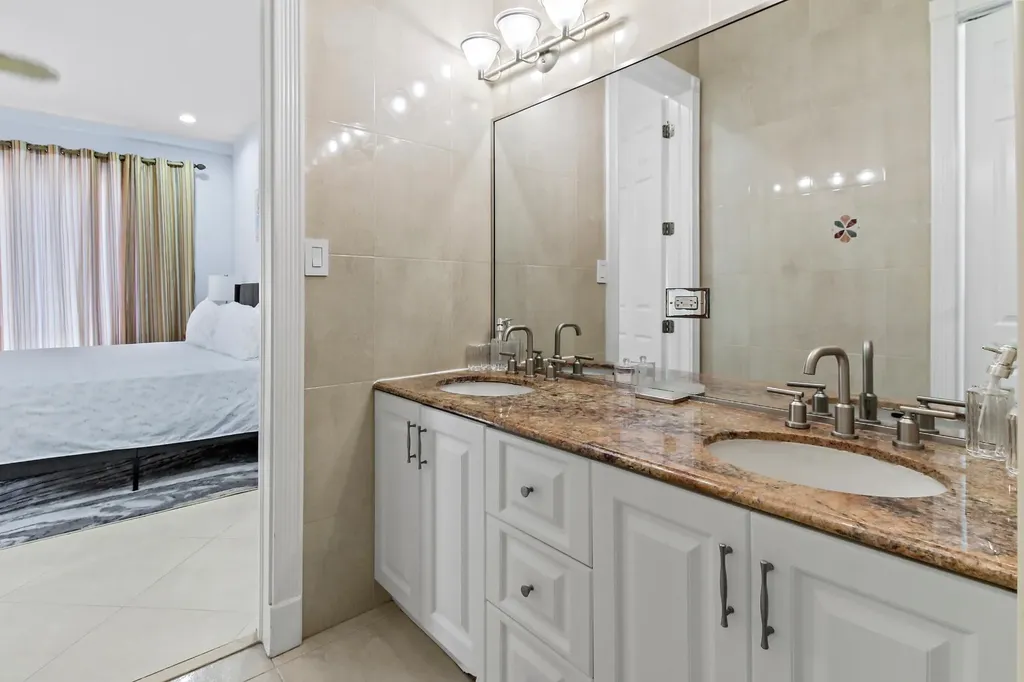 Love Beach Walk New Providence Paradise Island BS