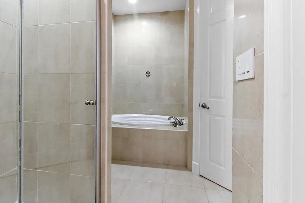 Love Beach Walk New Providence Paradise Island BS