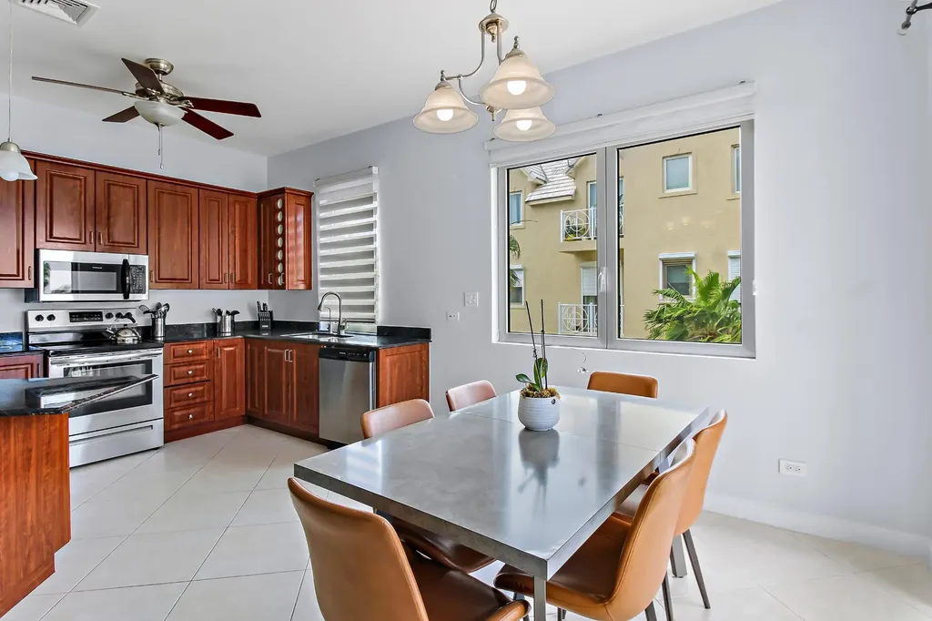 Love Beach Walk New Providence Paradise Island BS