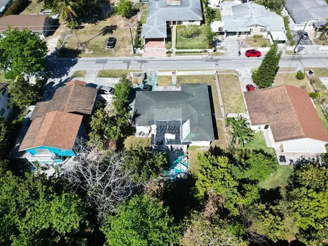 Kent Ave, Gleniston Garde New Providence Paradise Island BS