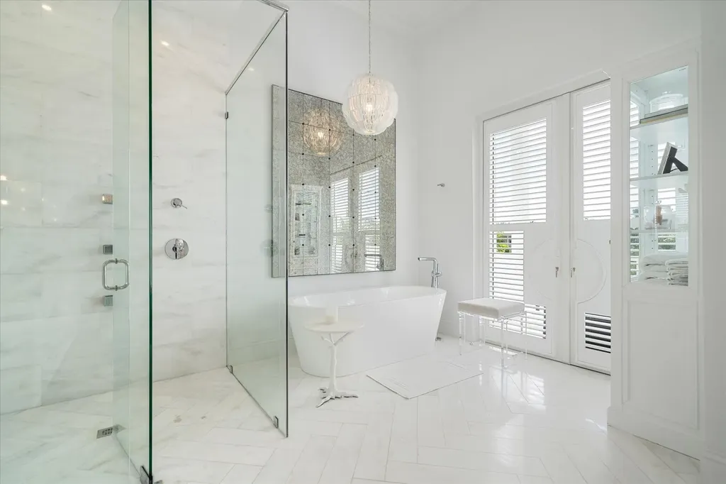 Villa Ventanas, #4 Ofb Creek New Providence Paradise Island BS