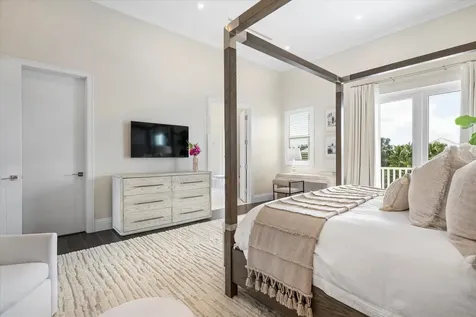 Villa Ventanas, #4 Ofb Creek New Providence Paradise Island BS