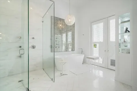 Villa Ventanas, #4 Ofb Creek New Providence Paradise Island BS