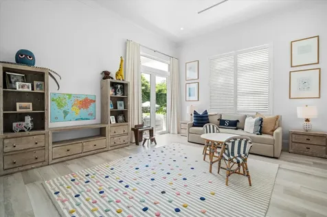 Villa Ventanas, #4 Ofb Creek New Providence Paradise Island BS