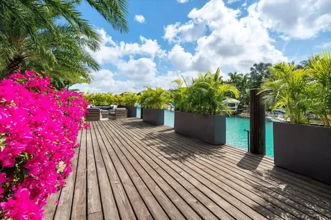 Villa Ventanas, #4 Ofb Creek New Providence Paradise Island BS