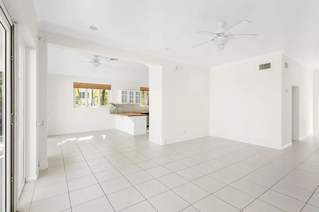 Marbella Shores New Providence Paradise Island BS