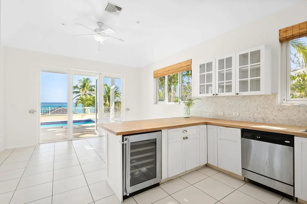 Marbella Shores New Providence Paradise Island BS