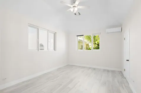 Marbella Shores New Providence Paradise Island BS