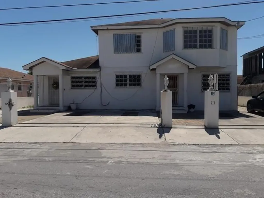 Marshall Road Duplex New Providence Paradise Island BS