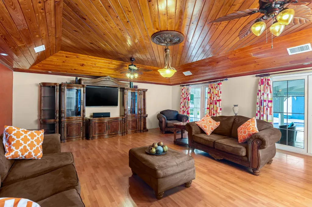 Ocean Hole Drive 80 New Providence Paradise Island BS