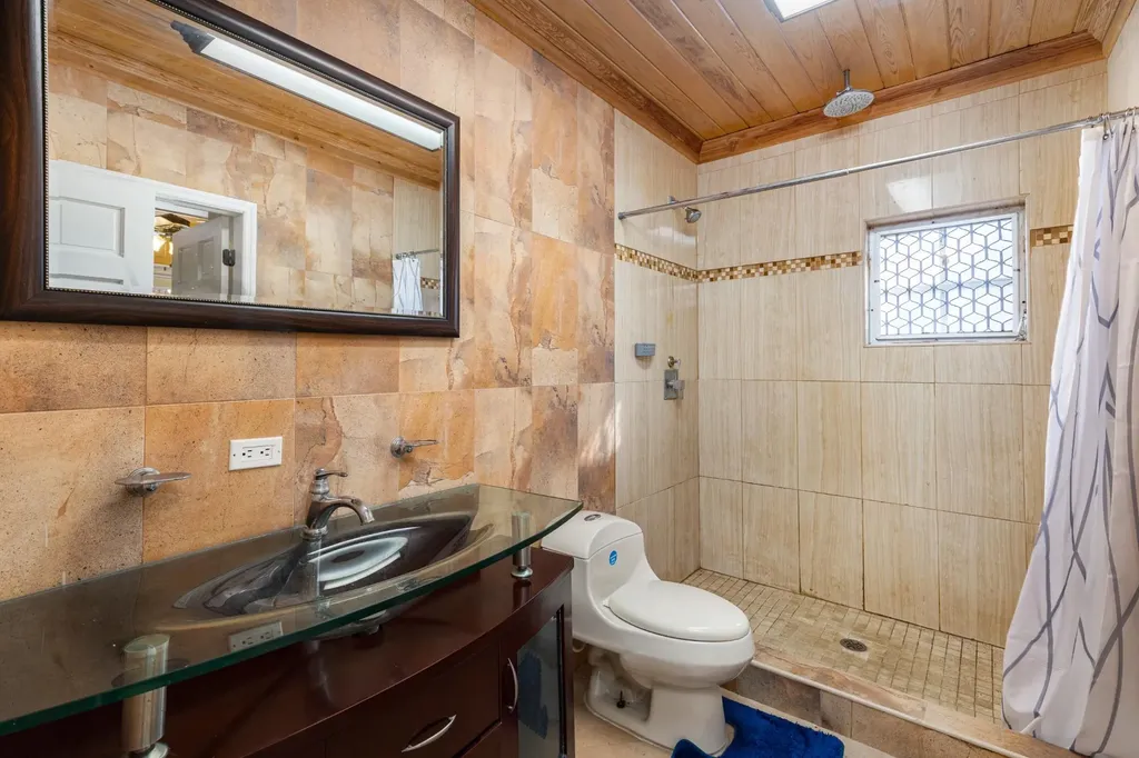 Ocean Hole Drive 80 New Providence Paradise Island BS