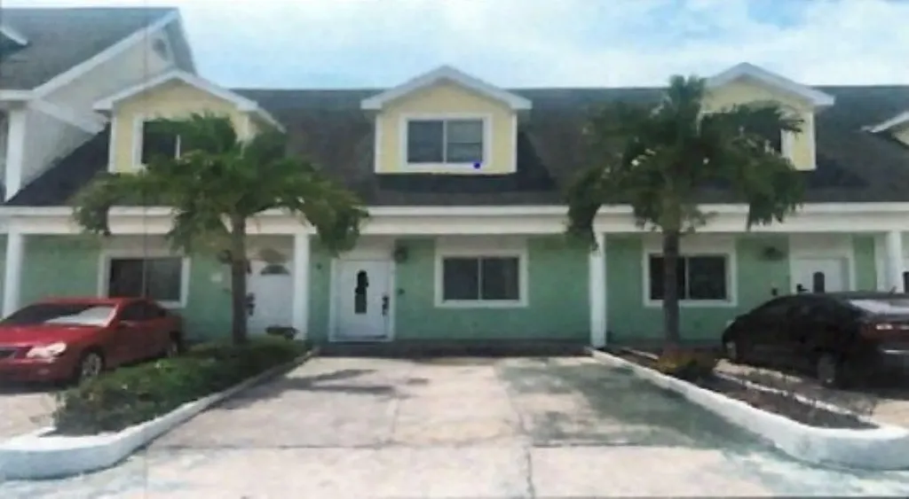 Mckinney Avenue Off Carmi New Providence Paradise Island BS