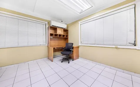 78 East Shirley Street New Providence Paradise Island BS