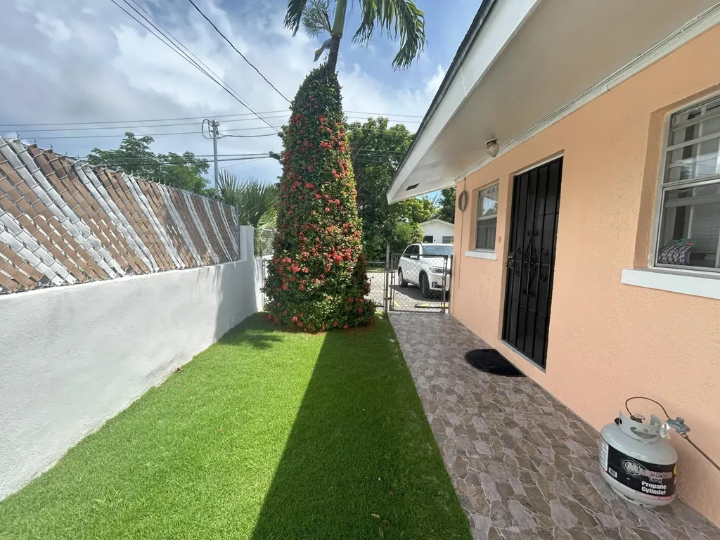 Crystal Way Apartments New Providence Paradise Island BS