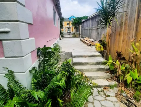 #39 Sears Hill Road New Providence Paradise Island BS